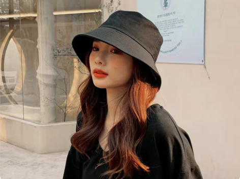 全新渔夫帽，黑色，红色！ 感兴趣的话点“我...