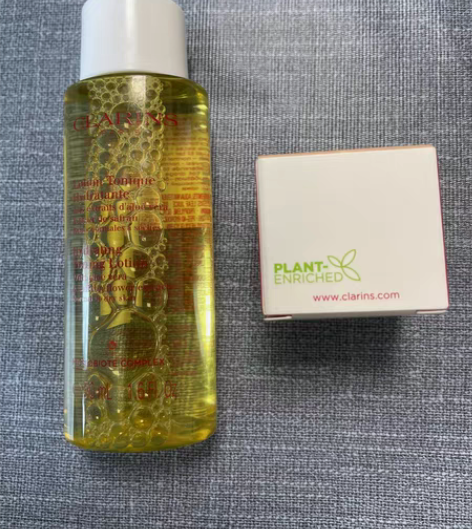 包邮娇韵诗保湿化妆水，50ml，保质期20...