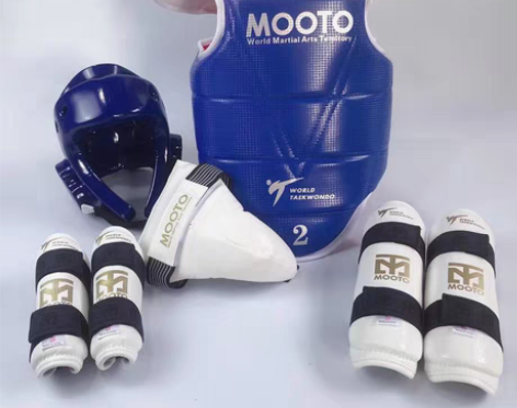 包邮跆拳道护具 玛雅纹库存200套左右,m...