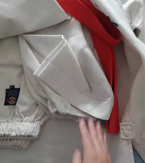 儿童空手道道服一套+夏训裤子一条（共四件）...