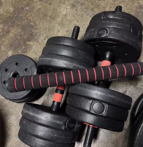 买了杠铃，哑铃用不上了。 出总共重30kg...