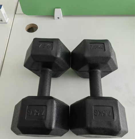 出售哑铃一对，只售同城。 感兴趣的话点“我...
