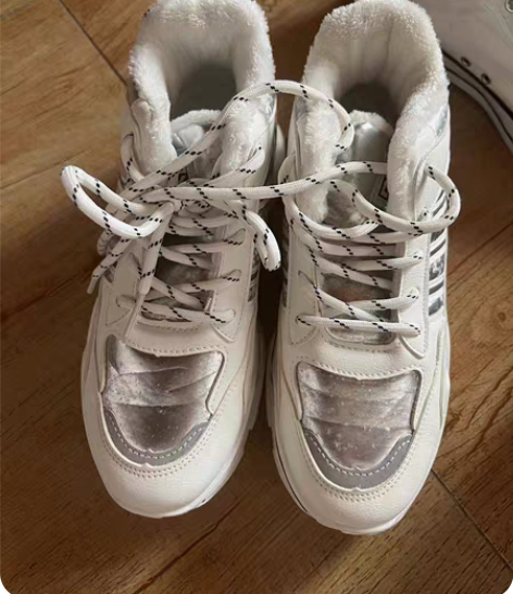 奥康女鞋，35/36/37码全新女士休闲运...