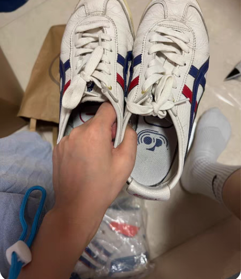 tiger运动鞋 37码 北京某商场购入 ...