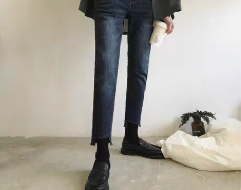 转卖【JM】工艺破坏 裤脚细节 很man的...