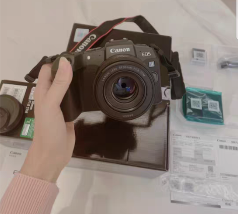 佳能rp全画幅微单相机 + rf50 1....