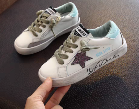 转卖宝宝小白鞋1-3岁秋新款男女童运动鞋透...