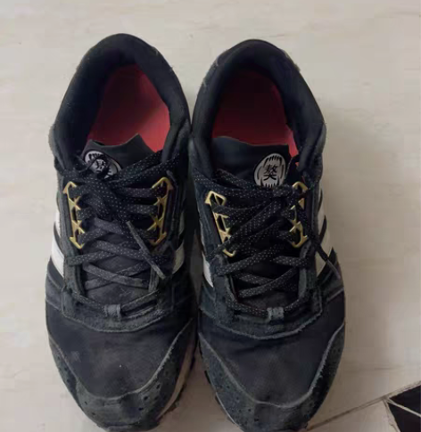 阿迪三叶草 37码 喜欢收了哇 不退不换 ...