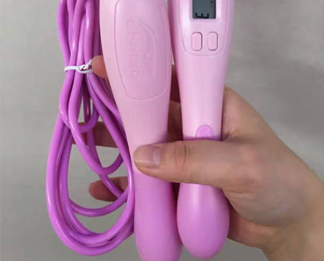 包邮特价九成新李宁跳绳，钢丝绳体，耐磨耐跳...