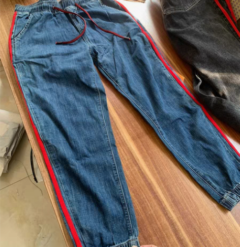 包邮松紧腰牛仔休闲裤，男士31码，蓝色，黑...