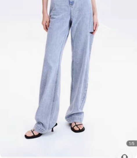 Hs 夏季破洞牛仔裤中码带吊牌全新 感兴趣...