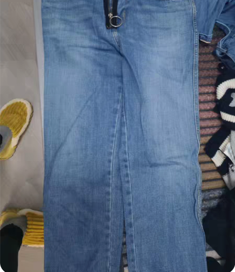牛仔裤 感兴趣的话点“我想要”和我私聊吧～...