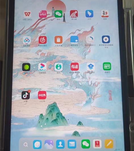 包邮小米平板5，学生自己用的，送一个手写笔...