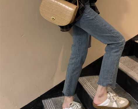 转卖孕妇牛仔裤子九分春秋冬季2023新款外...