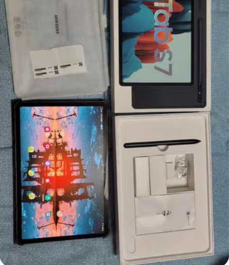 包邮21年6月份购买，现在卖出。 机子功能...