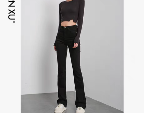 转卖【狂欢价】黑色喇叭牛仔裤女高腰2021...
