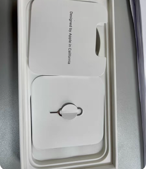 IPhone13原装卡针 自用手机 没用过...