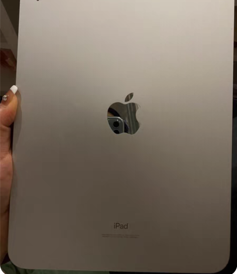 包邮出ipad10，去年11月份买的，平时...