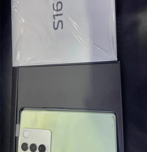 老公给我买了一个vivo s16,我一直用...