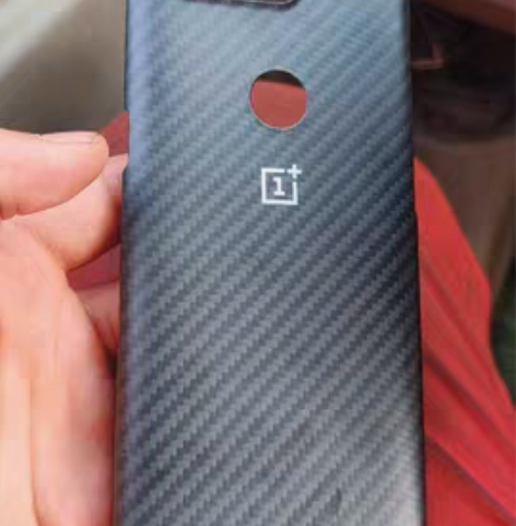 一加5T8+128几乎全新，有有要的滴滴带...