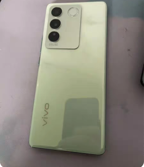 包邮vivos16  12+256    ...