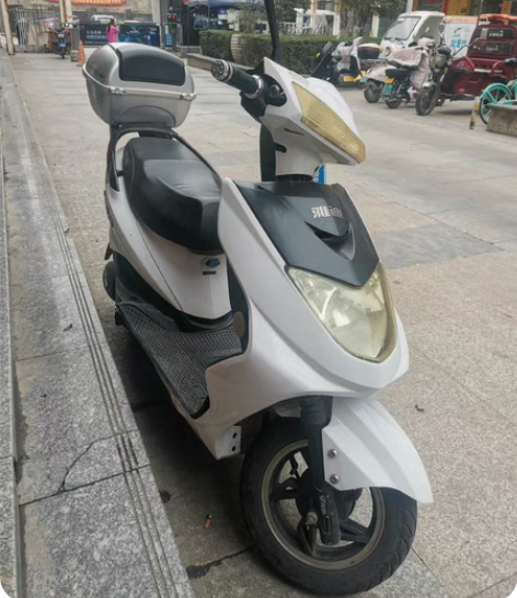 雅迪电动车转让，迅鹰版，七八成新，有兴趣的...