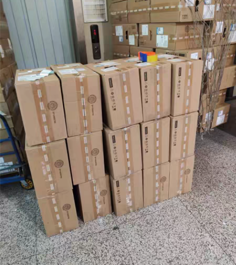 联想扬天M4000Q I3-12100 8...