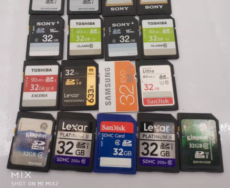 包邮SD卡 32g高速卡，金士顿32G卡相...