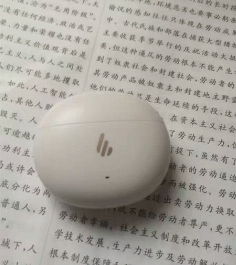 包邮99新漫步者z1耳机缺了一只所以出了，...