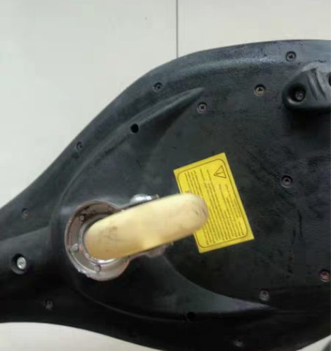 巴拉巴拉蛇形滑板 很好上手可以自己找小视频...