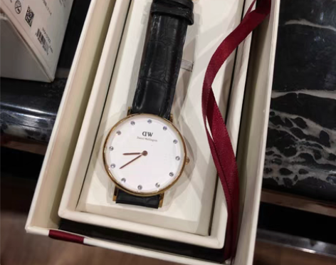 包邮DW手表34mm带钻表盘男女同款9新包...