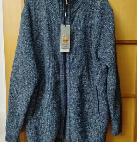 包邮啄木鸟男士外套一件，闲置未穿。 针织面...