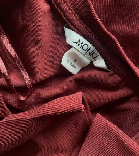 包邮Monki复古勃艮第红打底衫 S码 感...