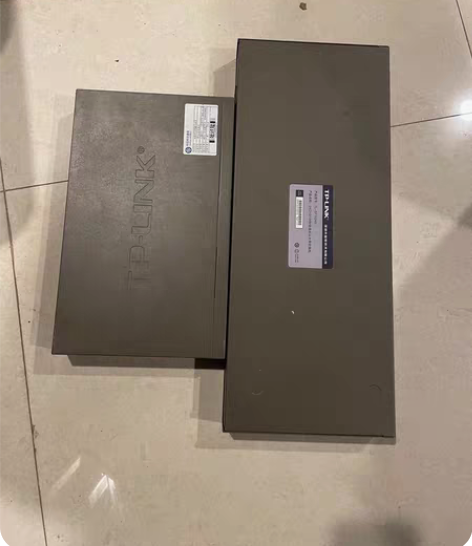 Tp link TL SF1024D24口...