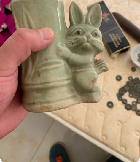 567年代，笔筒一只，品相如图包真老 感兴...