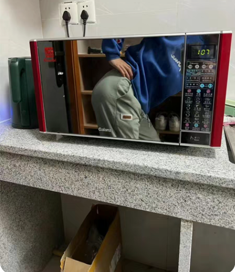 【9成新包邮】格兰仕家用微波炉23L不锈钢...