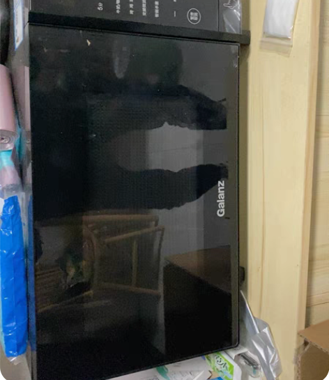 格兰仕微波炉 用了不到半年 搬家便宜出 感兴趣的话点“我想要...