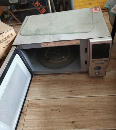 微波炉100 感兴趣的话点“我想要”和我私...