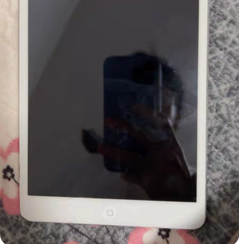 包邮iPad mini 一代 右上角碎了左...