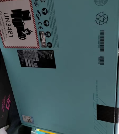 转卖天选3箱子大量有，谁要。顺丰到付 感兴...