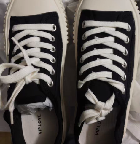 全新！全新！全新！37码厚底帆布鞋。59元...