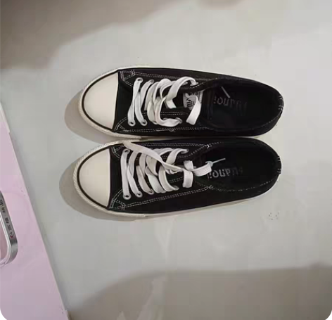 包邮#黑色鞋子 #学院风帆布鞋 穿过一次很...