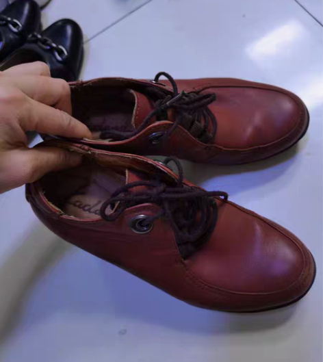 包邮头层牛皮，37码，防水台，多走不累脚，...