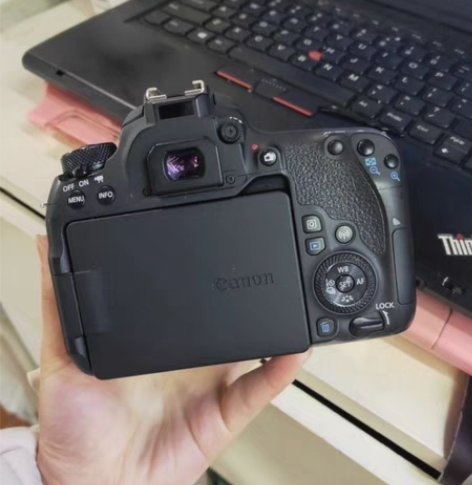 包邮佳能EOS77D  98新 入门级单反...