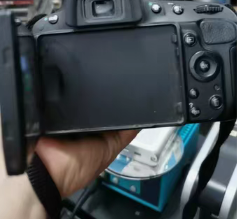 尼康D5100单反，介司回，一电一充，成色...