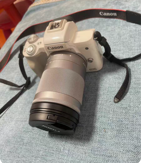 佳能微单镜头，18-150mm f/3.5...