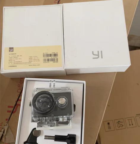 运动相机一代二代防水壳套装。小蚁。 感兴趣...