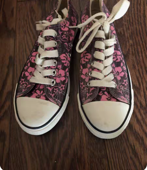 包邮全新休闲时尚帆布鞋 闲置低价转不退不换...