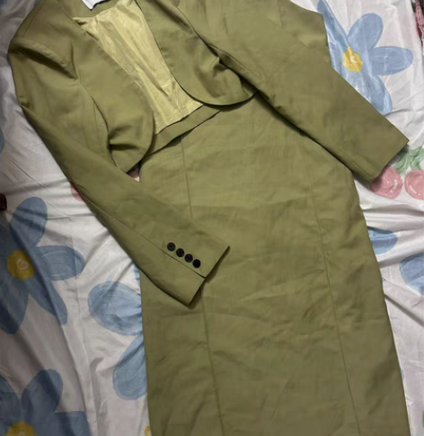 包邮小香风套装，西装套装，小码偏大一点 感...