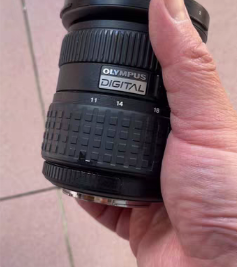 奥林巴斯大43单反镜头广角大光圈11-22...